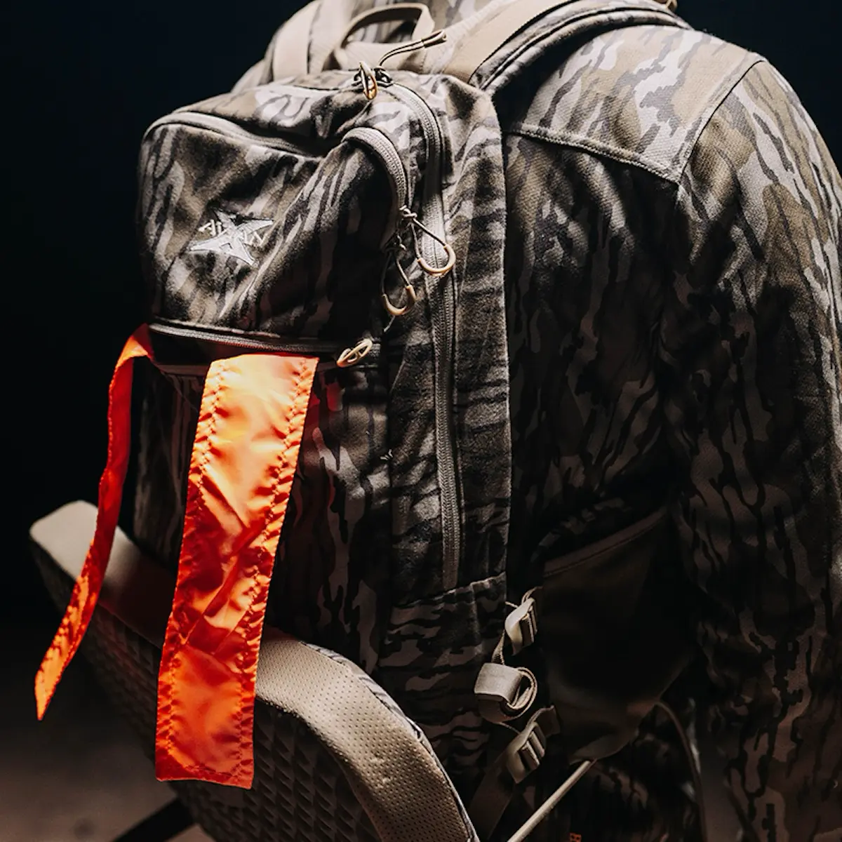 Avian-X Ridge Runner Lightweight Turkey Vest - Mossy Oak Bottomland - Image 13
