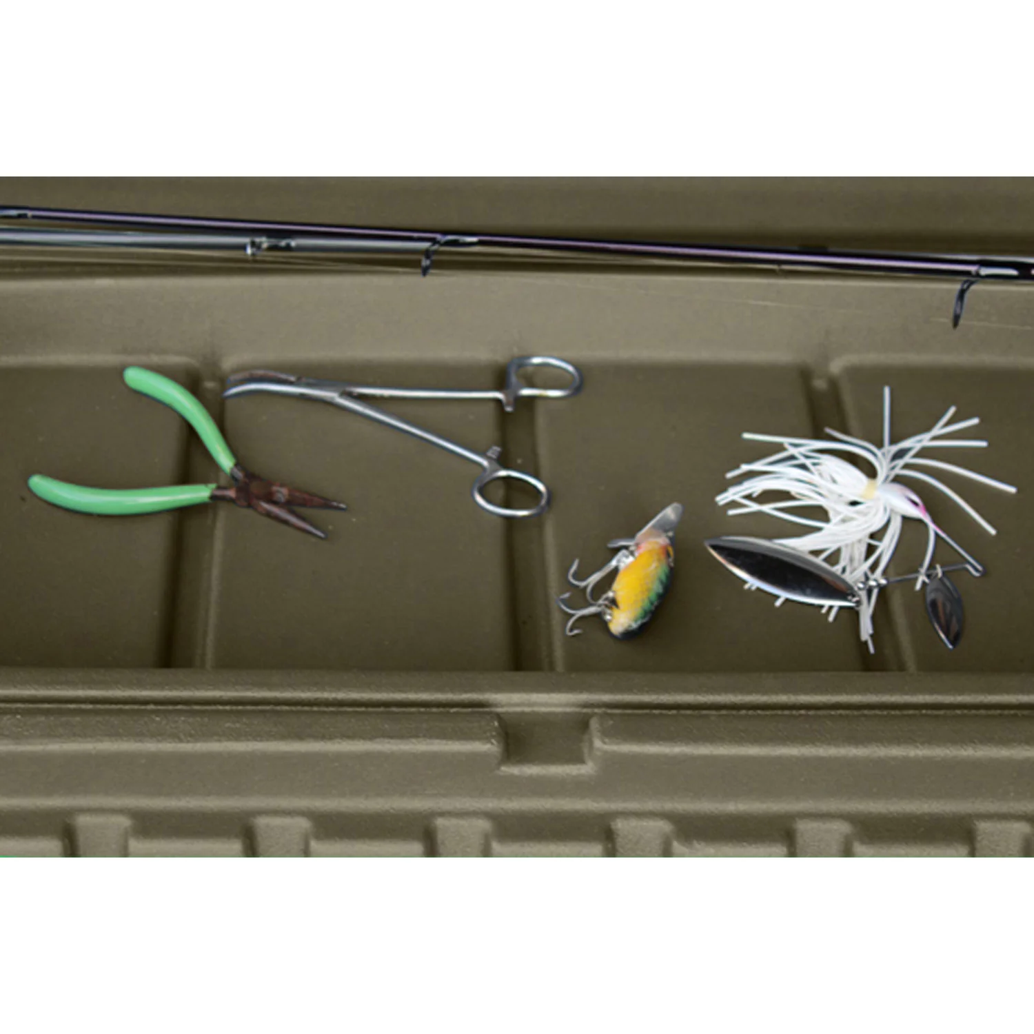 Bass Hunter Bass Baby Mini Bass Fishing Boat (8 ft x 51 in) - Image 12