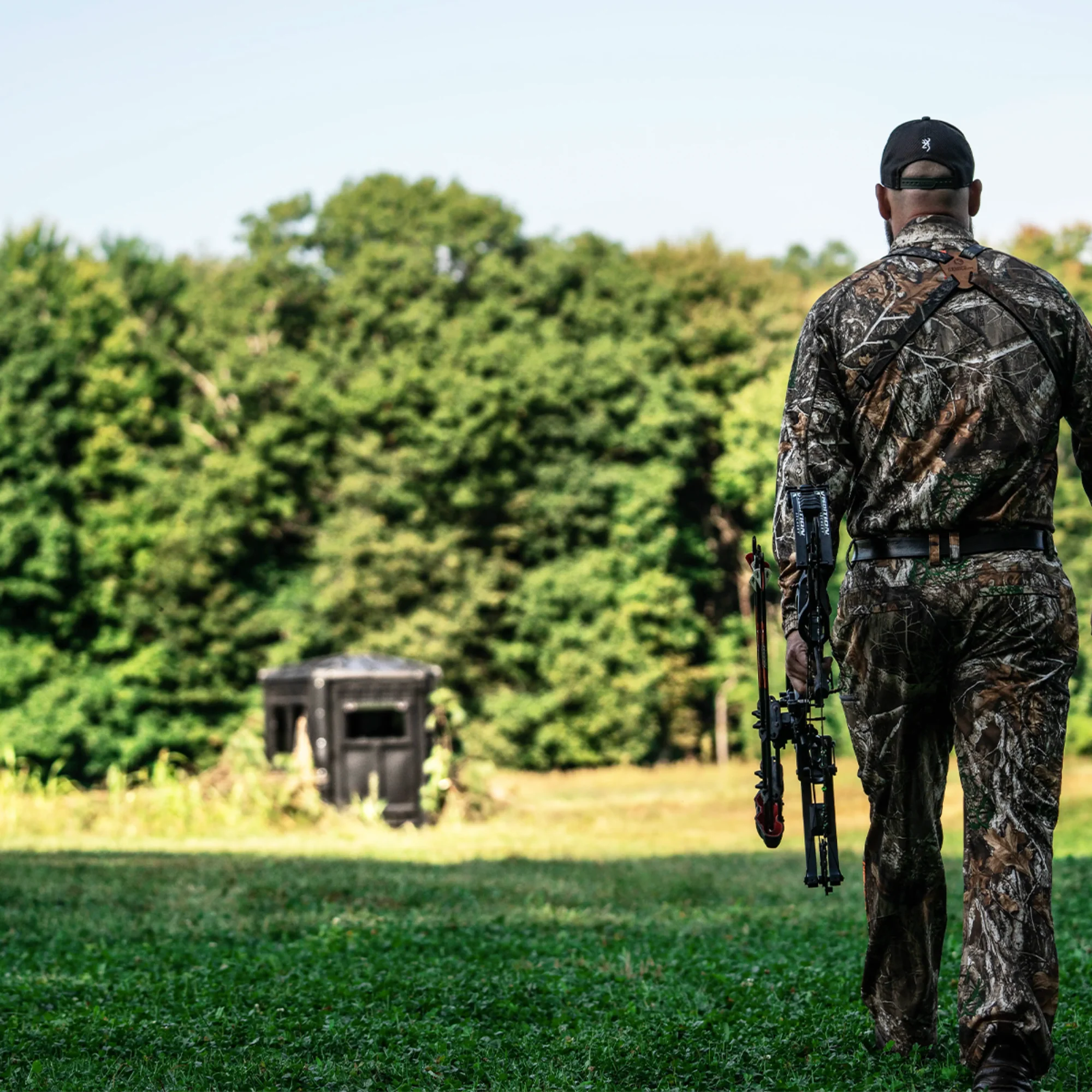 Booner 5-Panel 6' Wide Hunting Blind - Combo Windows - Image 18