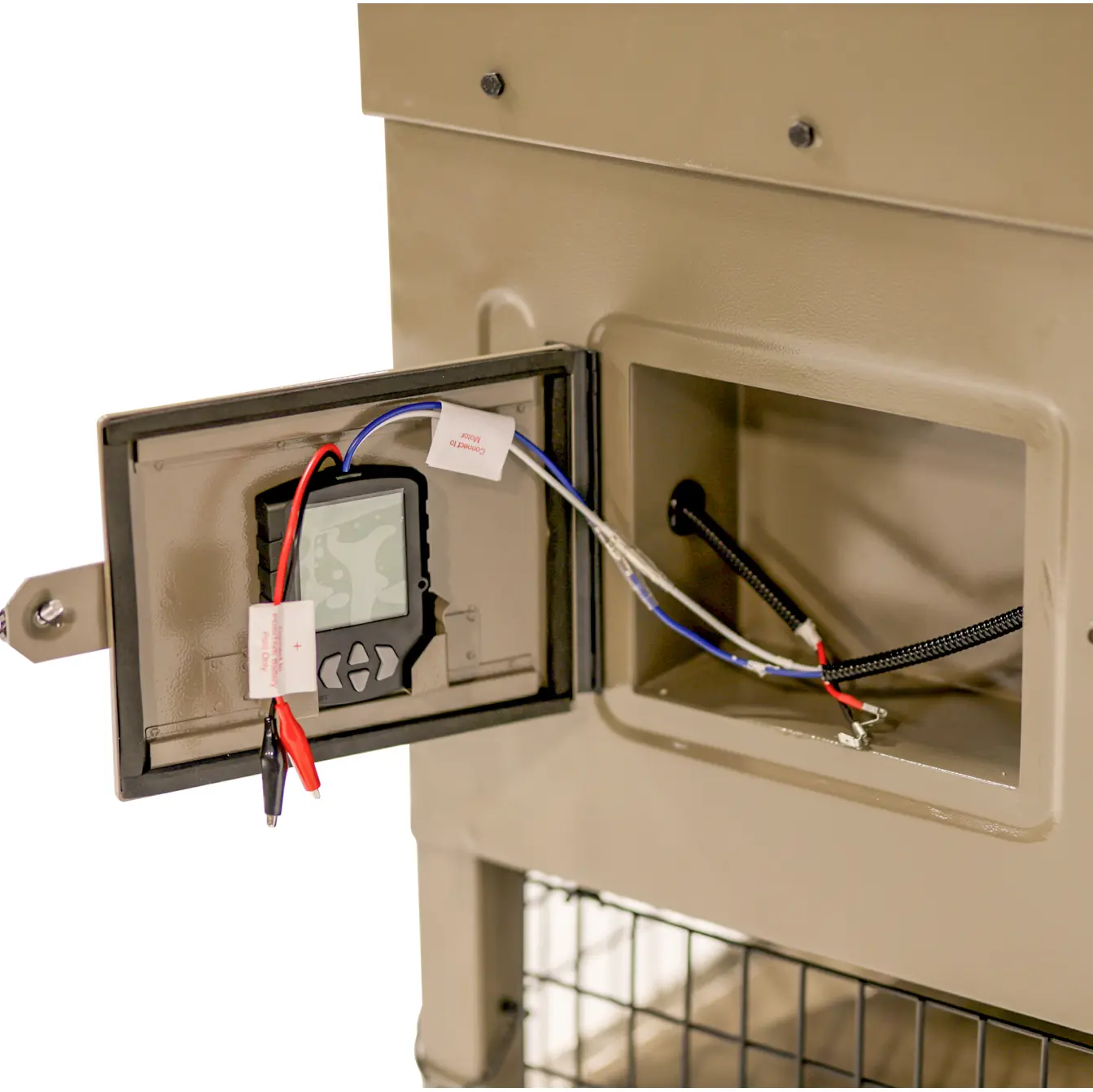 Boss Buck 300 lb Stand & Fill Automatic Sled Feeder w/ Timer & Solar Panel - Image 7