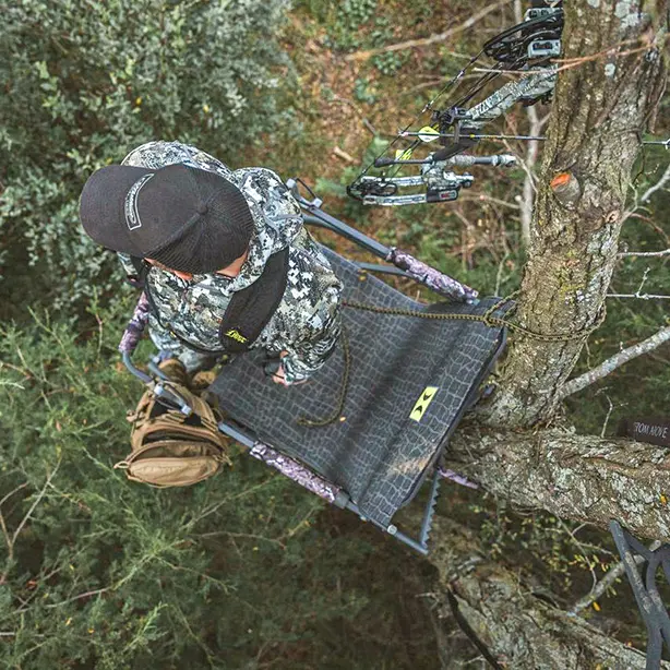 Hawk 20’ Bighorn 1.5-Man Ladder Treestand - Image 4