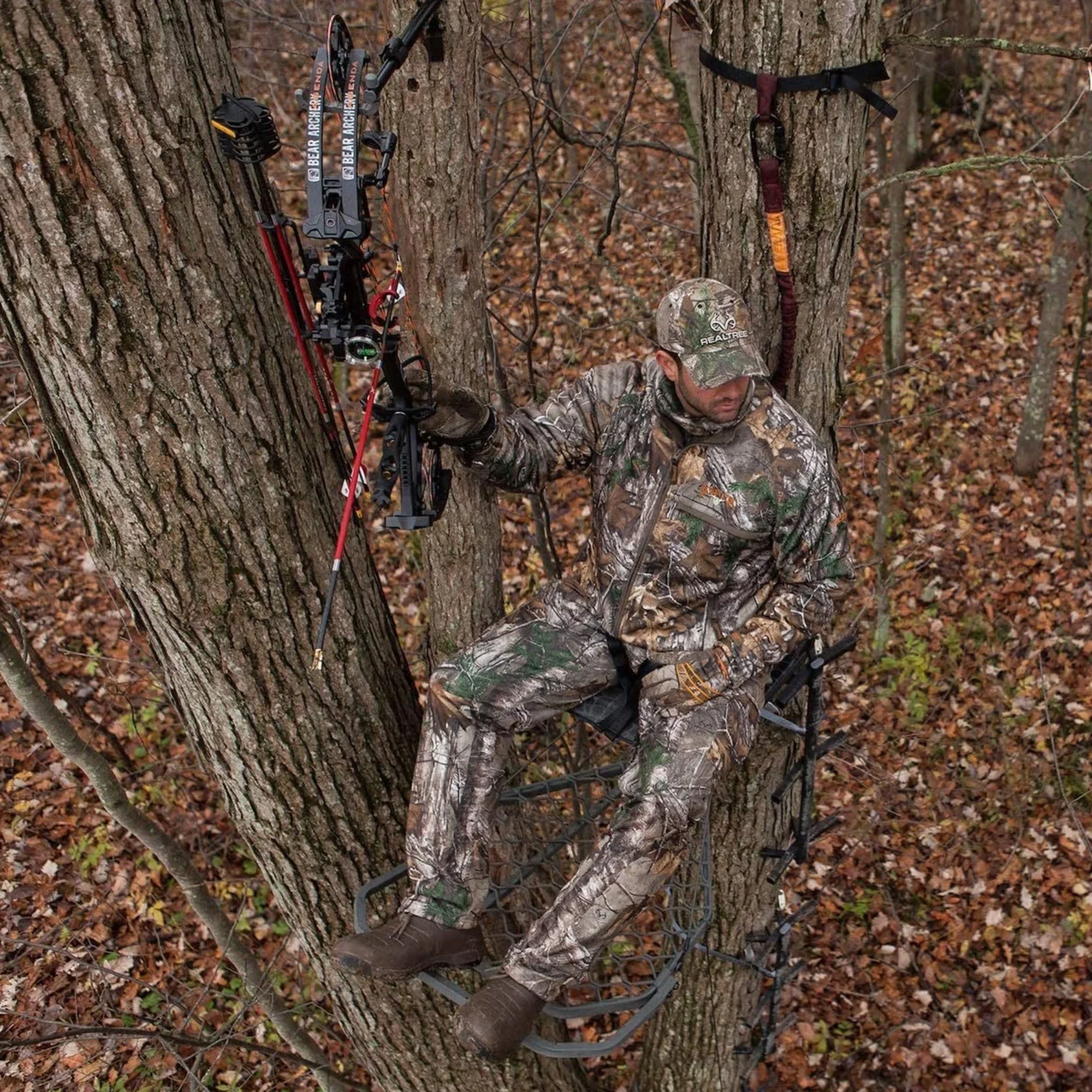 Hawk Helium Kickback Lvl Hang-On Treestand - 20 lbs - Image 7