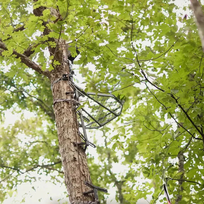 Hawk Helium Ultra Lite Hang-On Treestand - 11 lbs - Image 9