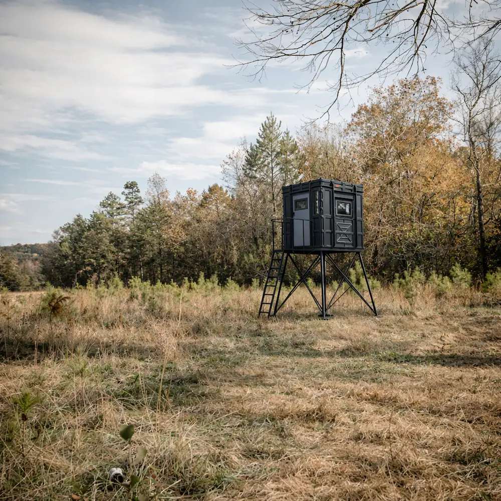 Hughes Elite Series' The Crusader 5' x 5' Hunting Blind - Image 17