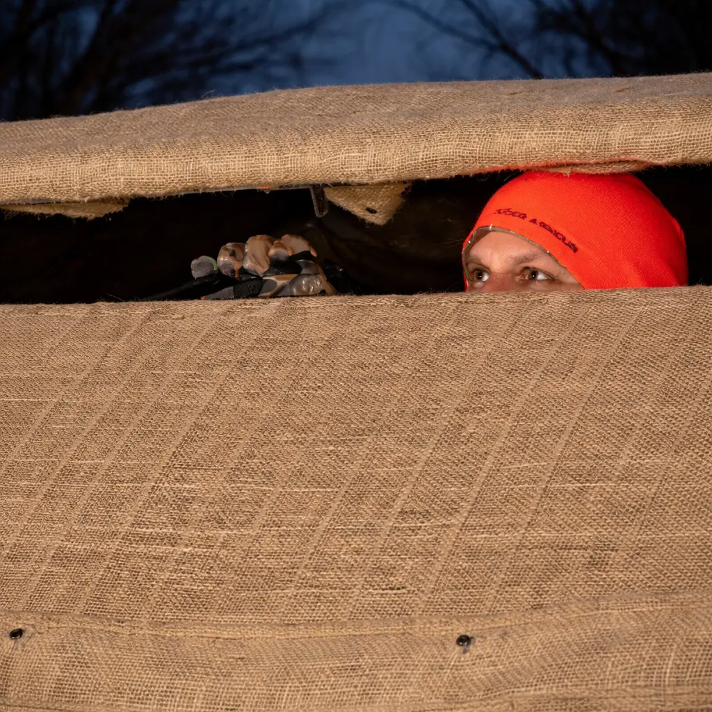 Muddy Bale Hunting Blind 82"W x 64"L - Image 11