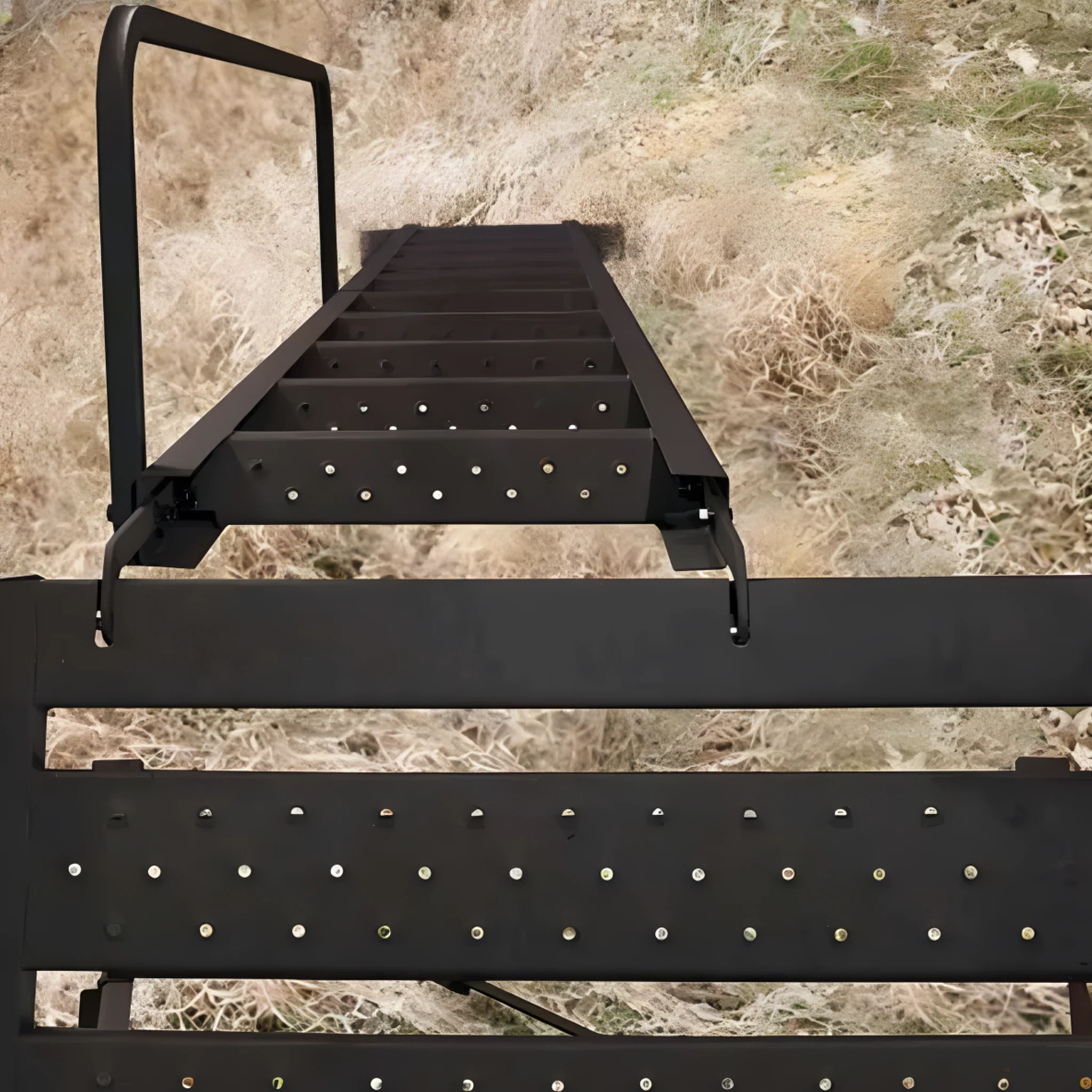 Muddy Bull 6' x 6' Insulated Steel Box Blind - Image 8