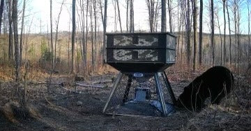 Orion Hunting - 1050 lb Capacity Stand And Fill Deer Feeder - Image 8