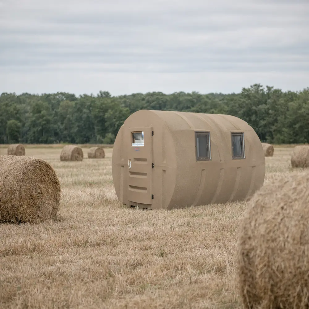 Sportsman's Condo Bale Condo 79" x 72" Deer Hunting Blind - Image 19