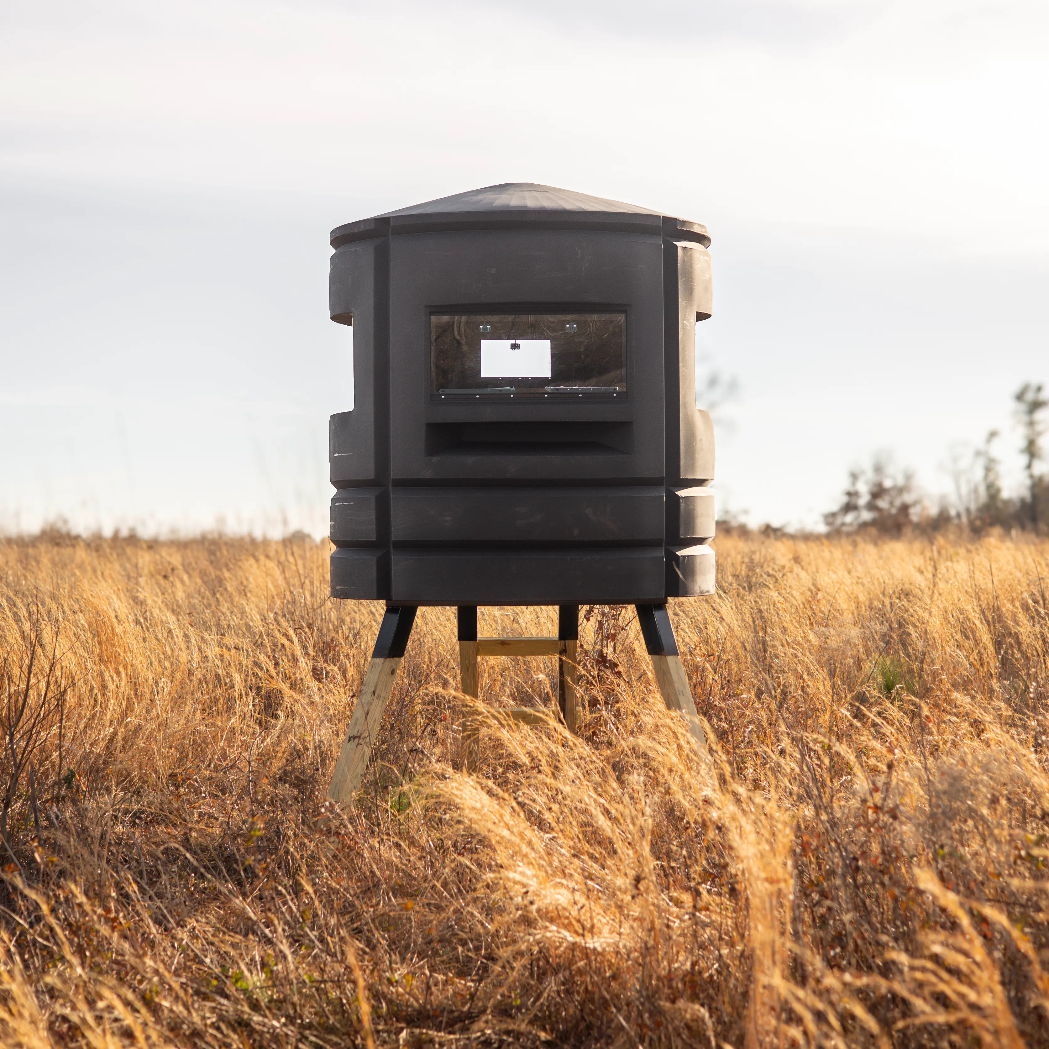 Sportsman's Condo Crossbow Condo 72" Diameter Deer Blind - Image 6