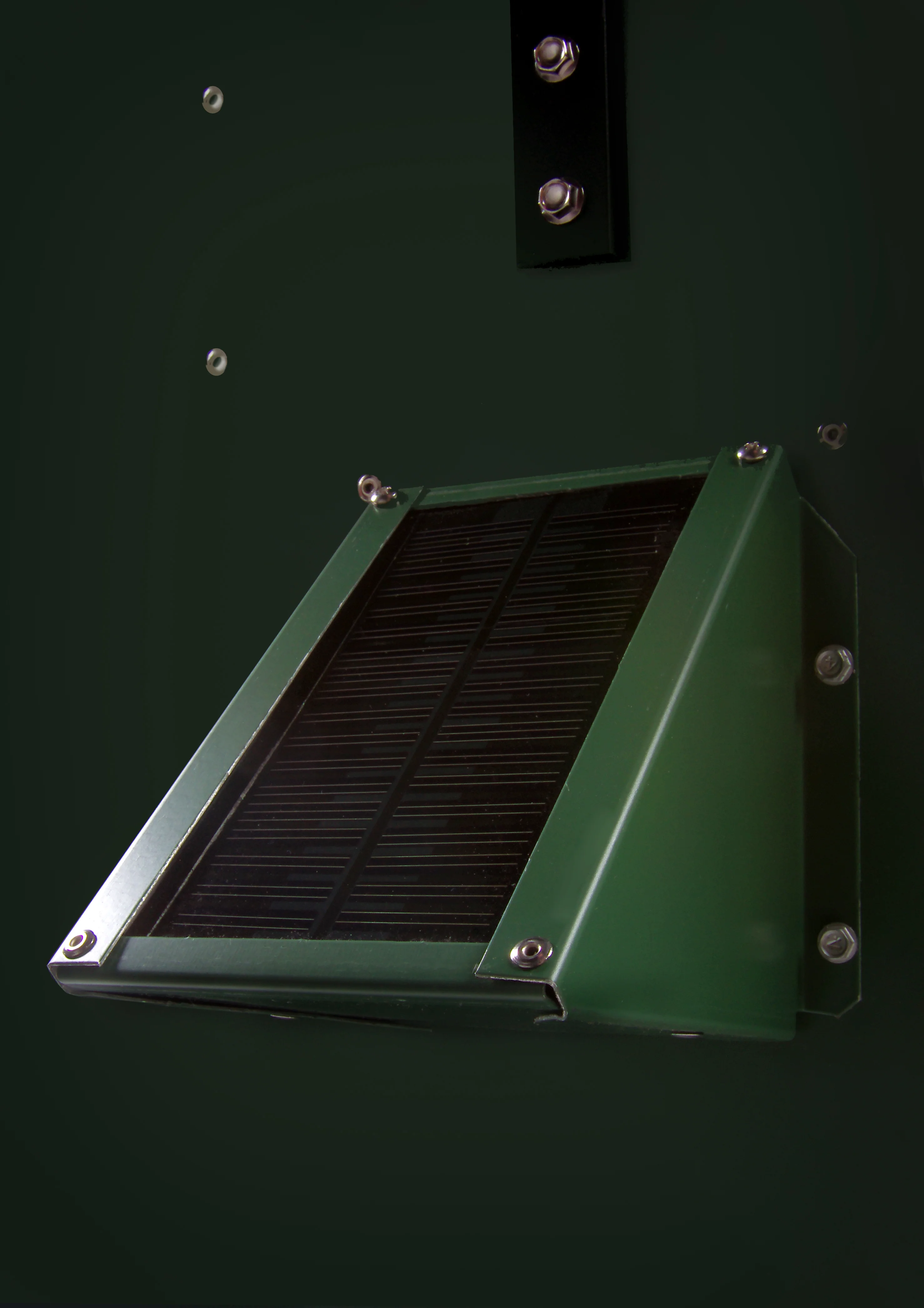 Sweeney Feeders Scatter Feeder with Tripod - Image 12
