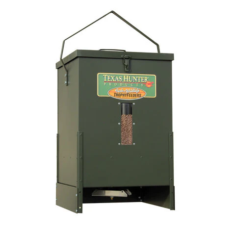 Texas Hunter 100 lb. Hanging Deer & Fish Feeder - Image 4