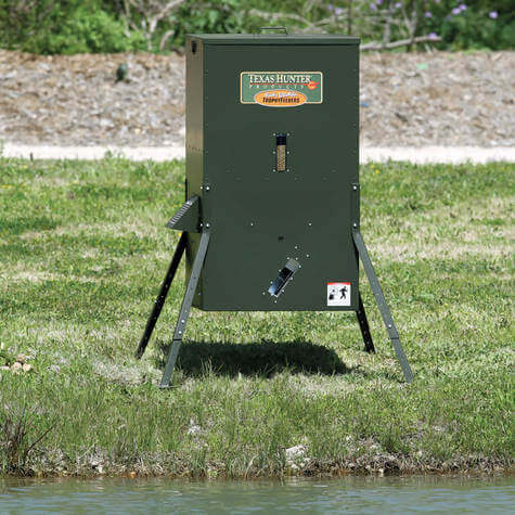 Texas Hunter Lake & Pond Directional Fish Feeder with Adjustable Legs, 250 lb. Capacity - Image 11