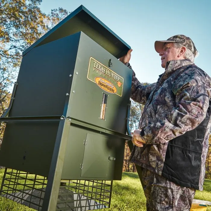 Texas Hunter 300 lb. Trophy Deer Feeder with 4 Foot Legs - Image 7