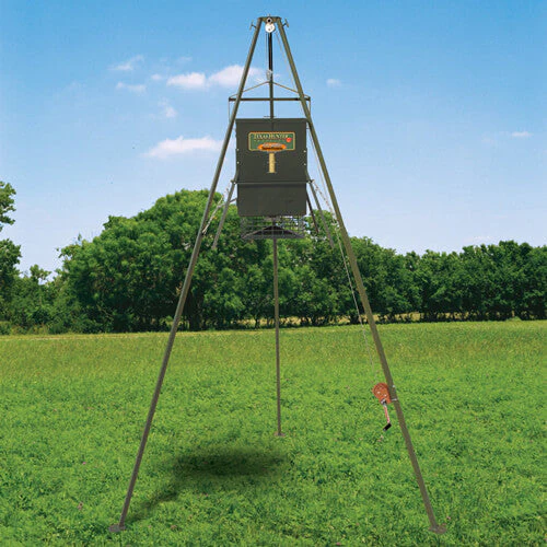 Texas Hunter 300 lb. Trophy Deer Feeder with EZ Lift System - Image 2