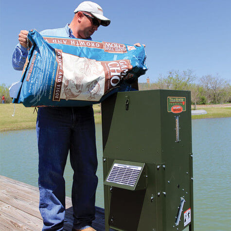 Texas Hunter Fish Feeder - 70 lb Fish Feed/125 lb Corn Capacity – Adjustable Legs - Image 3
