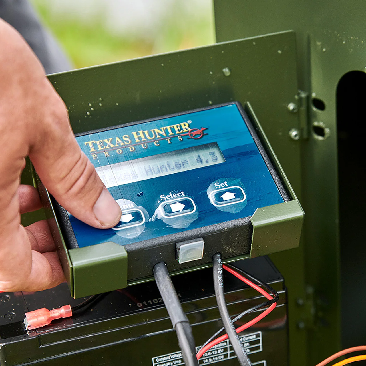 Texas Hunter Premium Digital Timer for Directional Fish Feeders - Image 2