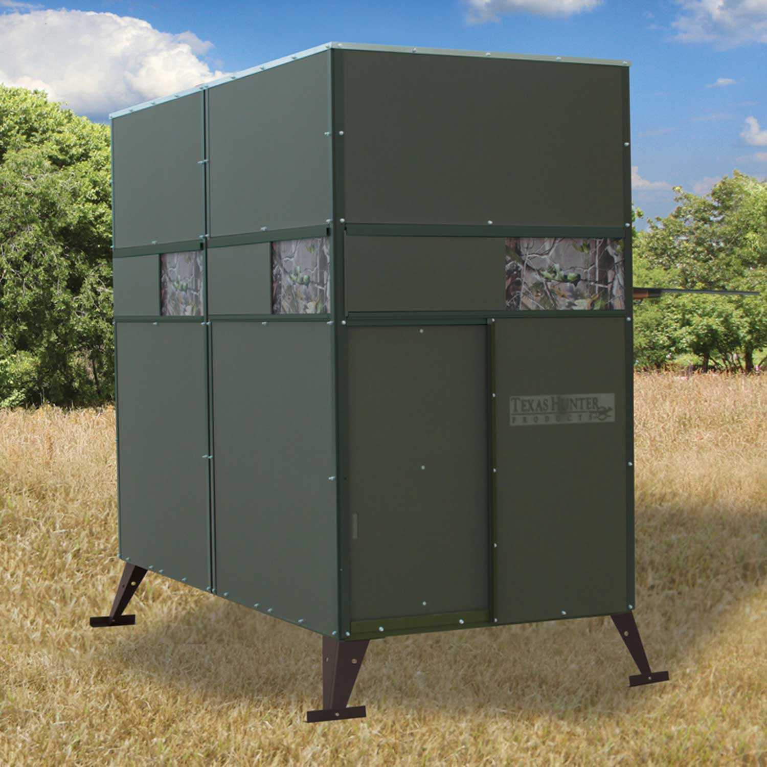 Texas Hunter Trophy Deer Blind 4' x 8' with Ground Legs