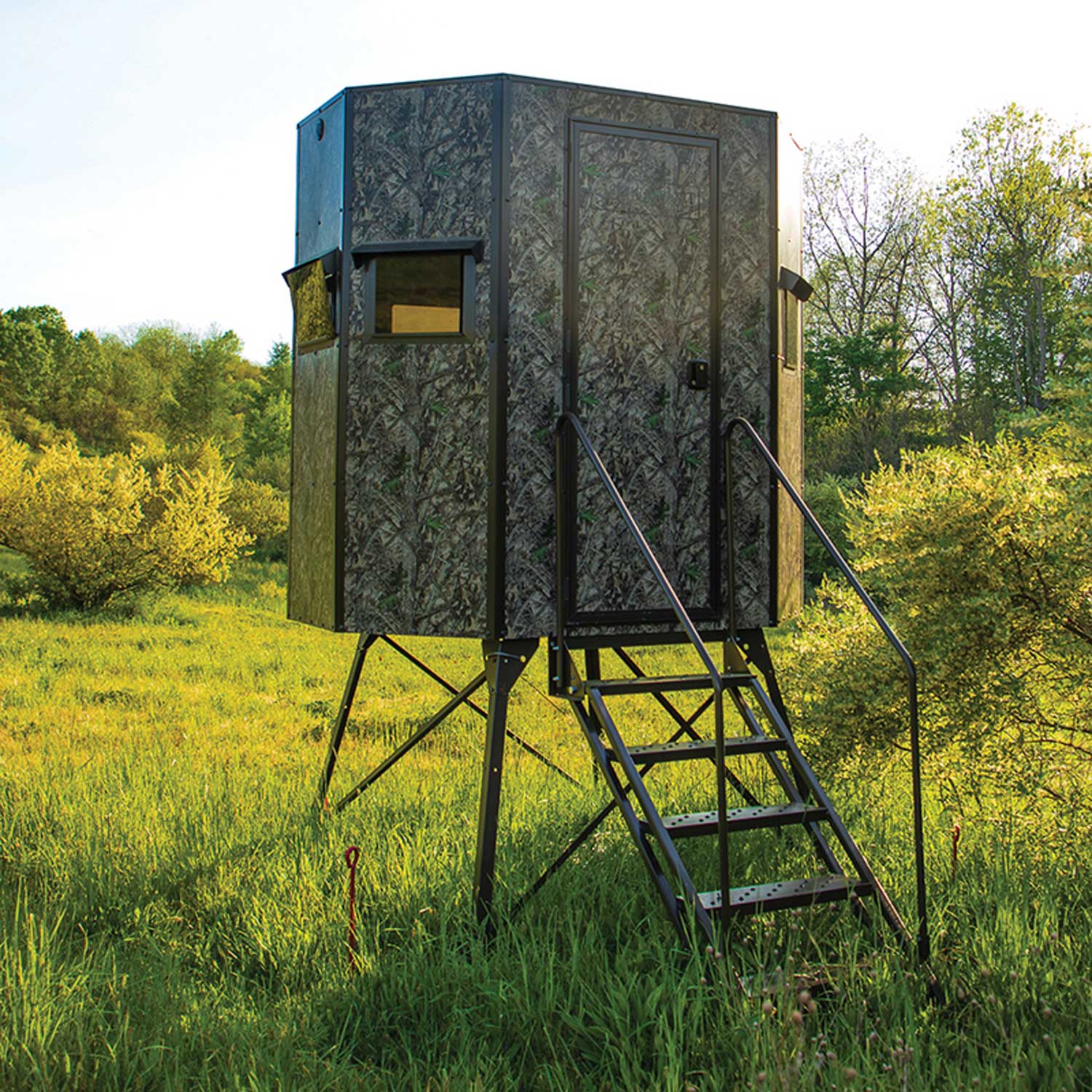 Texas Hunter Wrangler Rifle Octagon Shaped Camo Aluminum 5' x 7' Deer Blind with 4' Tower - Image 4
