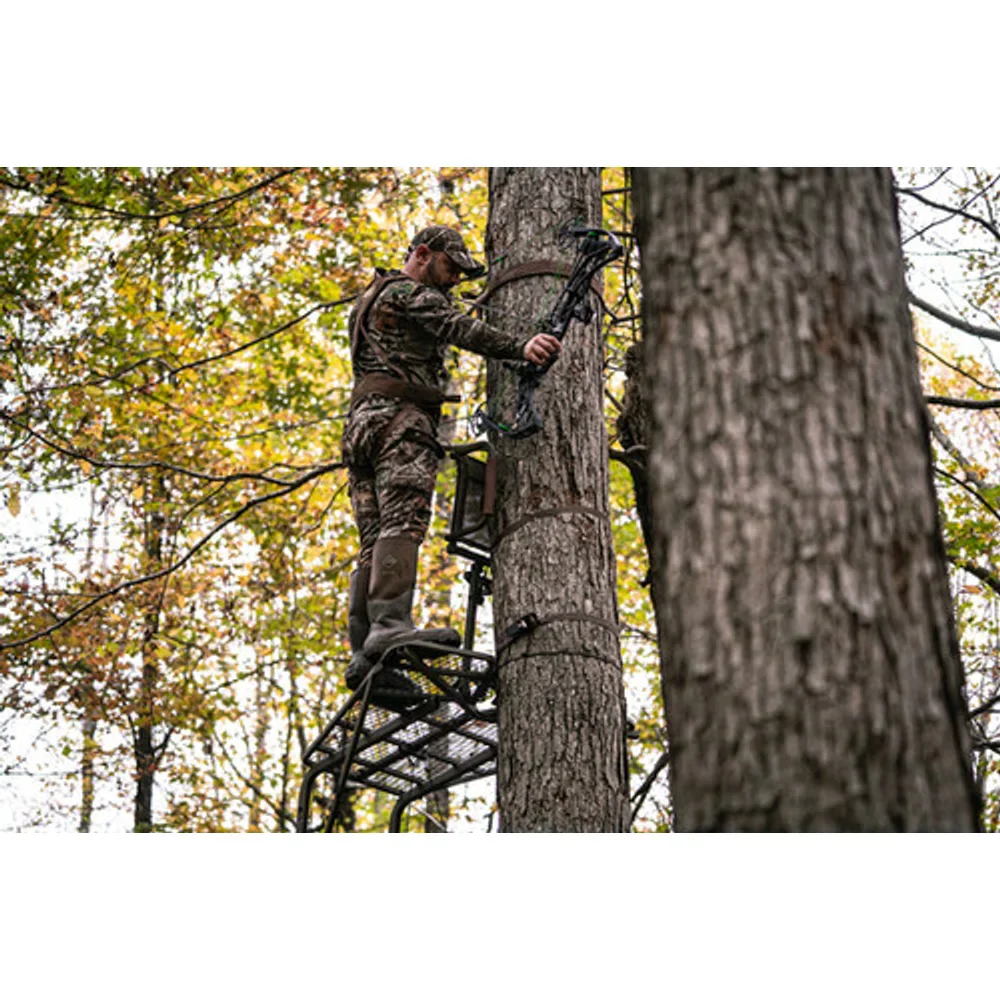 Trophy Treestands Freedom 20 ft Single Ladder Treestand - Image 4